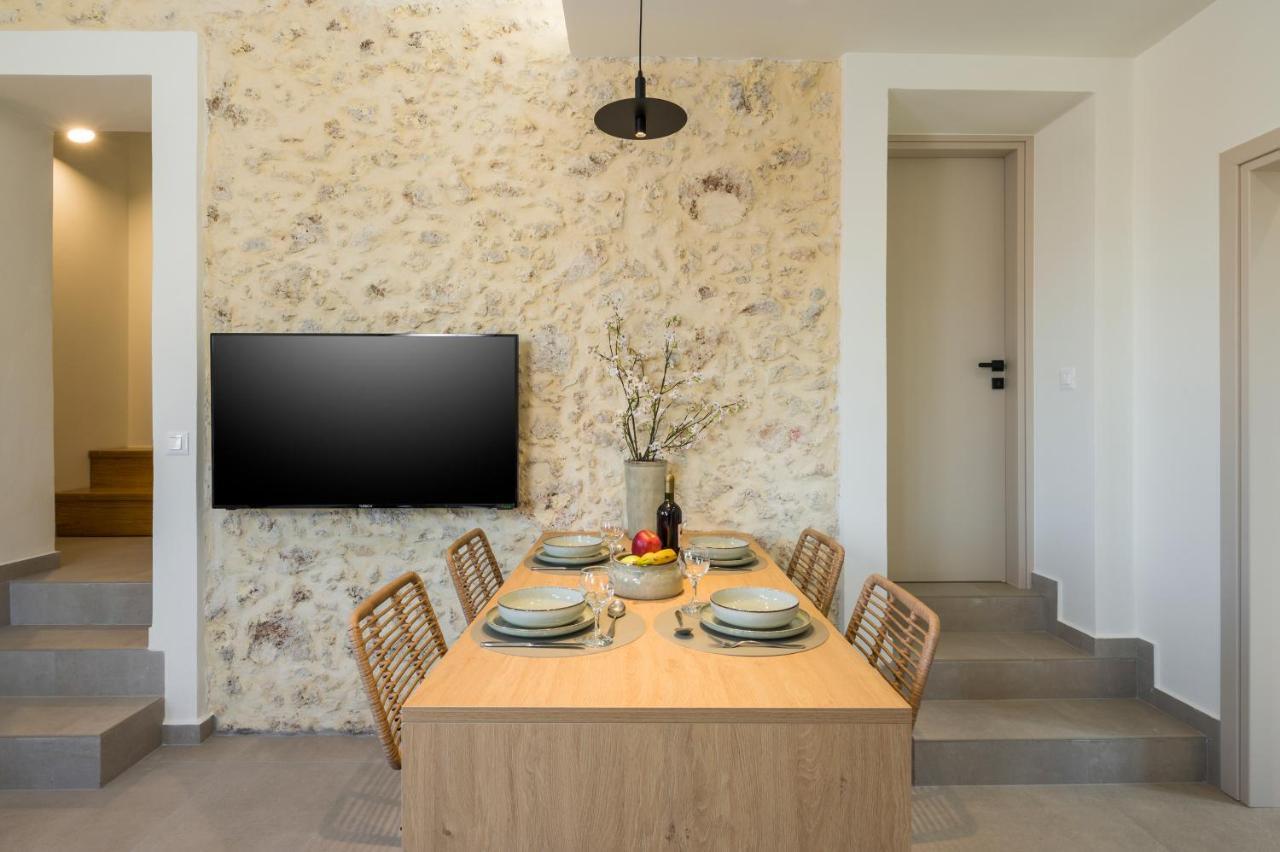 Villa Eva Provarma ภายนอก รูปภาพ