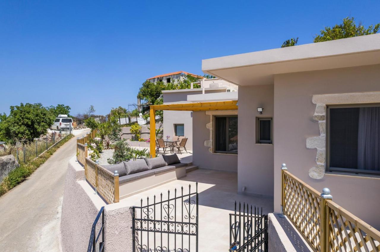 Villa Eva Provarma ภายนอก รูปภาพ