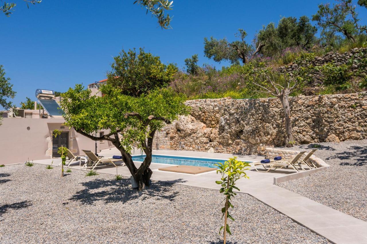 Villa Eva Provarma ภายนอก รูปภาพ