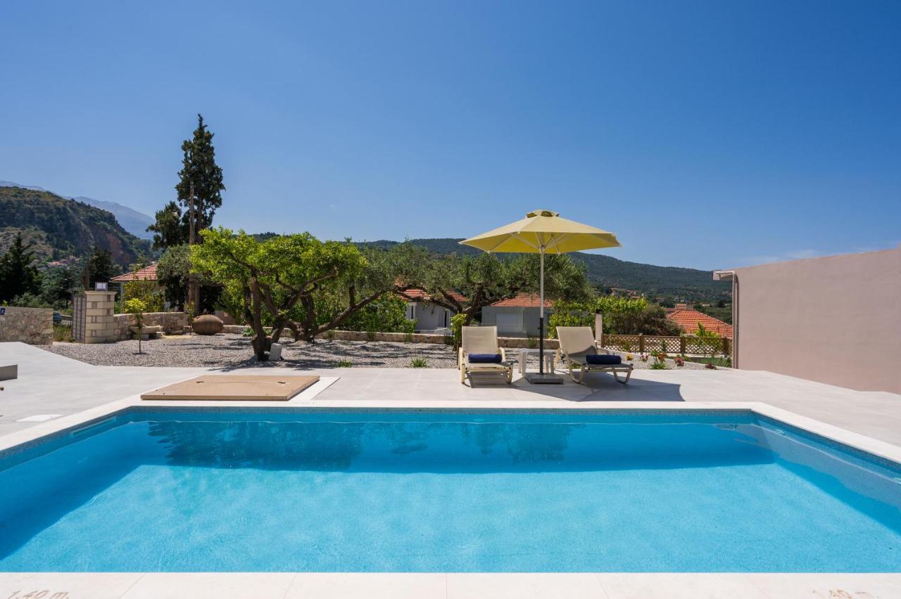 Villa Eva Provarma ภายนอก รูปภาพ