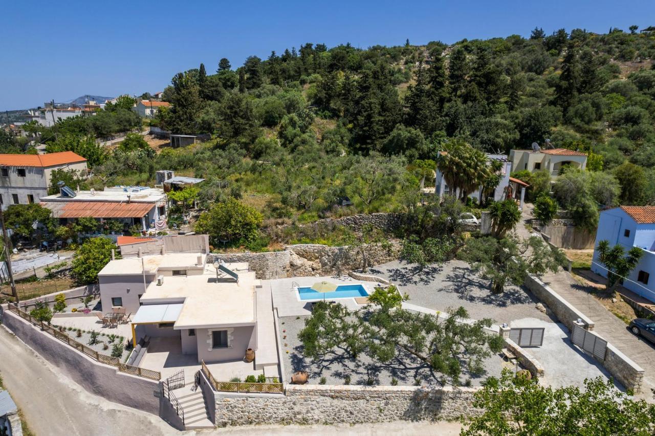 Villa Eva Provarma ภายนอก รูปภาพ